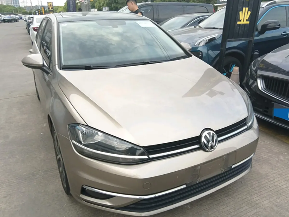 2020 Volkswagen Golf 1.4T 150HP L4 7DCT,autocango,china used car exporter,china ev exporter,chinese used car exporter,chinese used ev exporter