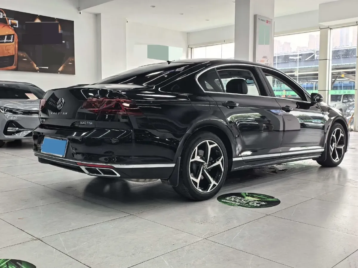 2023 Volkswagen Magotan 2.0T 186HP L4 7DCT,autocango,china used car exporter,china ev exporter,chinese used car exporter,chinese used ev exporter