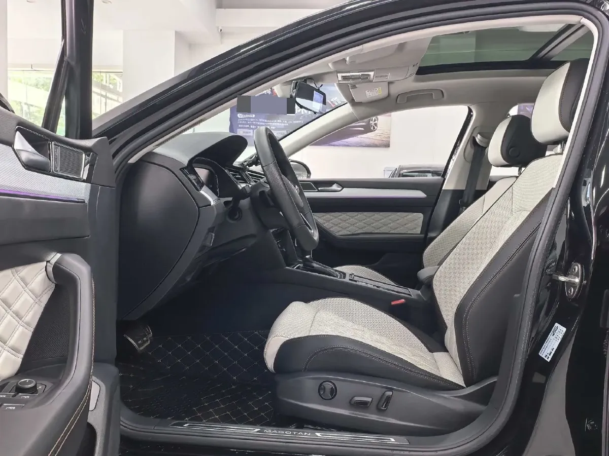 2023 Volkswagen Magotan 2.0T 186HP L4 7DCT,autocango,china used car exporter,china ev exporter,chinese used car exporter,chinese used ev exporter