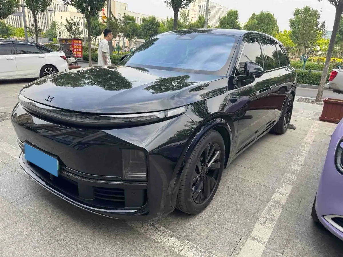 2023 Li L7 Range Extended 154HP REEV 40.9KWH,autocango,china used car exporter,china ev exporter,chinese used car exporter,chinese used ev exporter