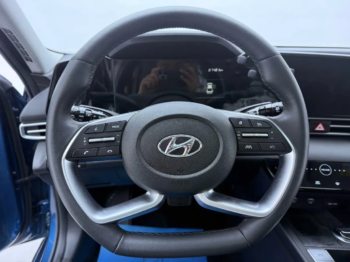 2021 Hyundai Elantra 1.5L 115HP L4 CVT,autocango,china used car exporter,china ev exporter,chinese used car exporter,chinese used ev exporter