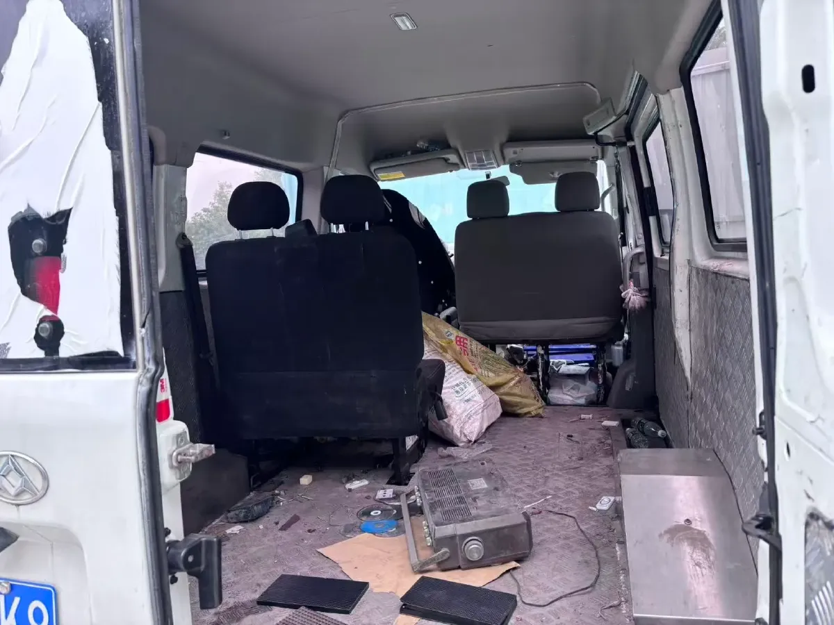 2019 MAXUS XinTu V80 2.5T 136HP L4 6MT,autocango,china used car exporter,china ev exporter,chinese used car exporter,chinese used ev exporter