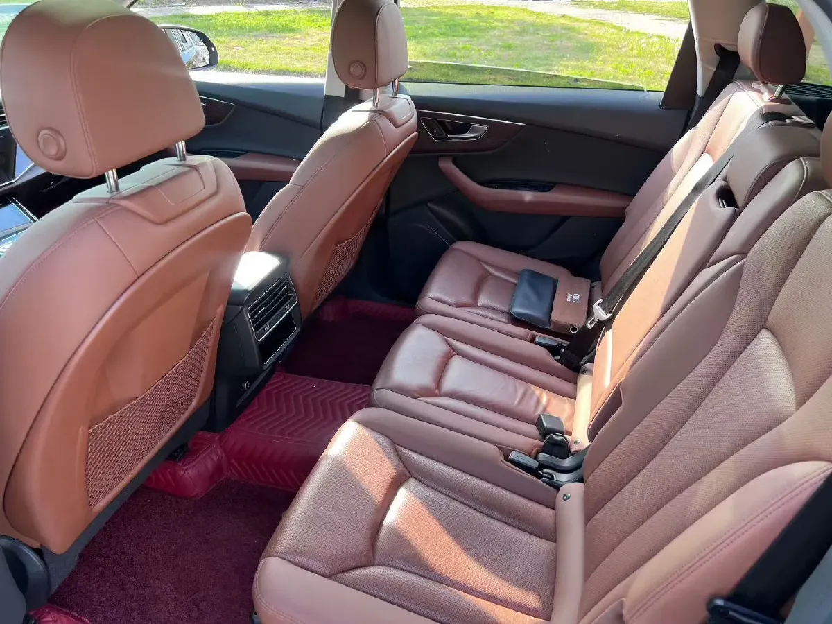 2021 Audi Q7 3.0T 340HP V6 8AT,autocango,china used car exporter,china ev exporter,chinese used car exporter,chinese used ev exporter
