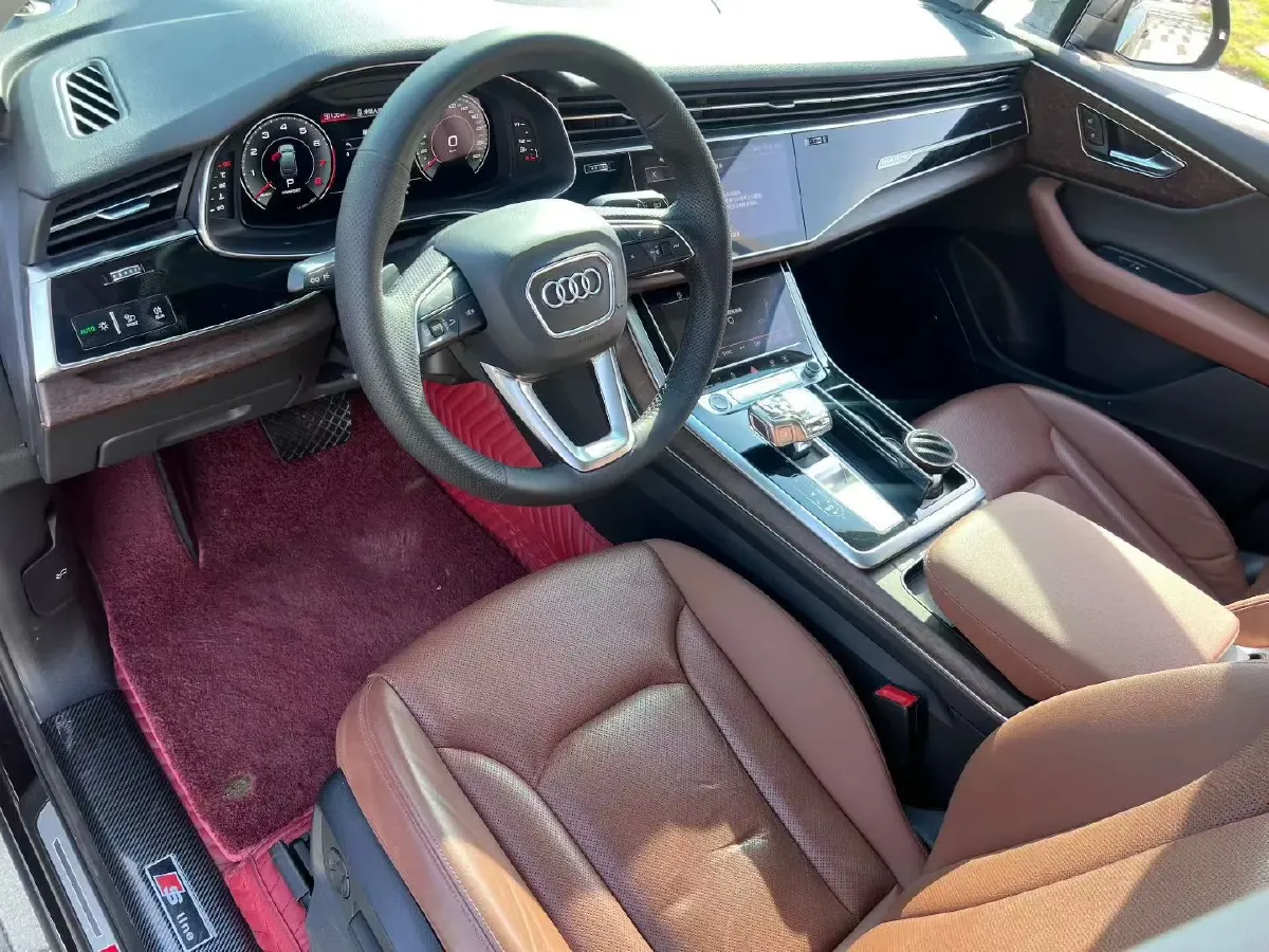 2021 Audi Q7 3.0T 340HP V6 8AT,autocango,china used car exporter,china ev exporter,chinese used car exporter,chinese used ev exporter