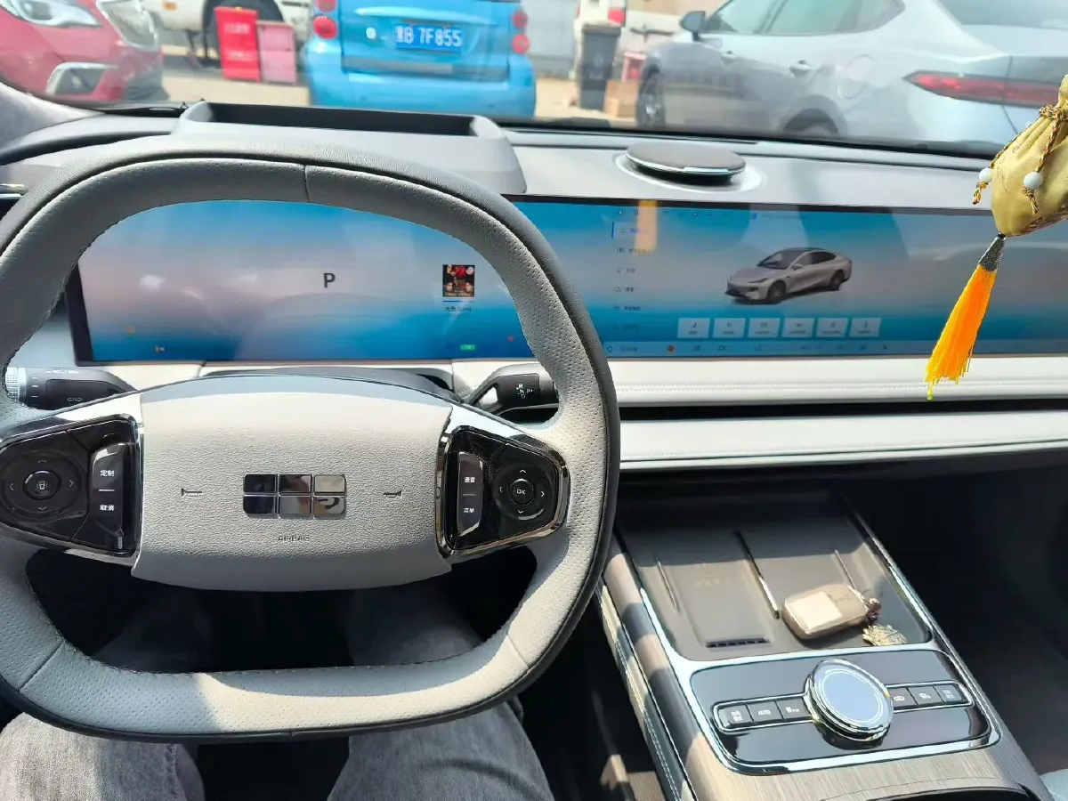 2025 Geely Galaxy E8 BEV,autocango,china used car exporter,china ev exporter,chinese used car exporter,chinese used ev exporter