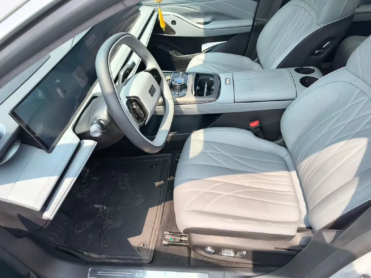 2025 Geely Galaxy E8 BEV,autocango,china used car exporter,china ev exporter,chinese used car exporter,chinese used ev exporter
