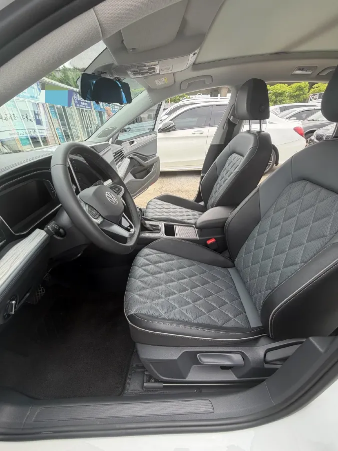 2023 Volkswagen Sagitar 1.5T 160HP L4 7DCT,autocango,china used car exporter,china ev exporter,chinese used car exporter,chinese used ev exporter