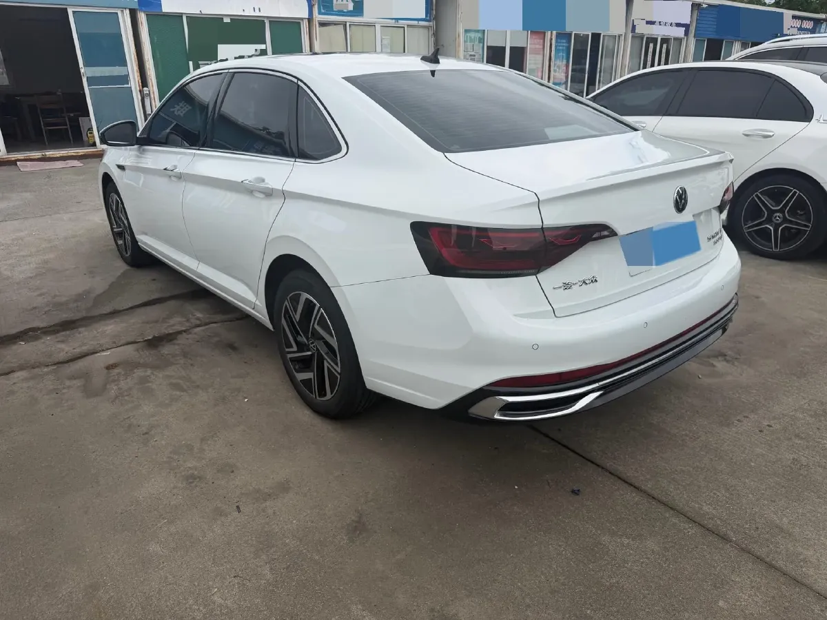 2023 Volkswagen Sagitar 1.5T 160HP L4 7DCT,autocango,china used car exporter,china ev exporter,chinese used car exporter,chinese used ev exporter