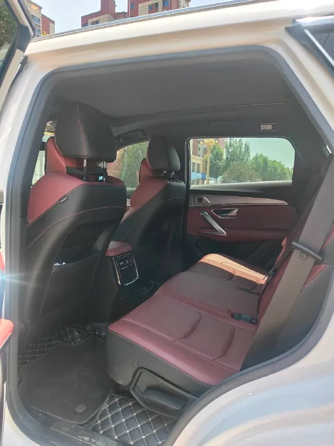 2021 Jetour X70 Plus 1.6T 197HP L4 7DCT,autocango,china used car exporter,china ev exporter,chinese used car exporter,chinese used ev exporter