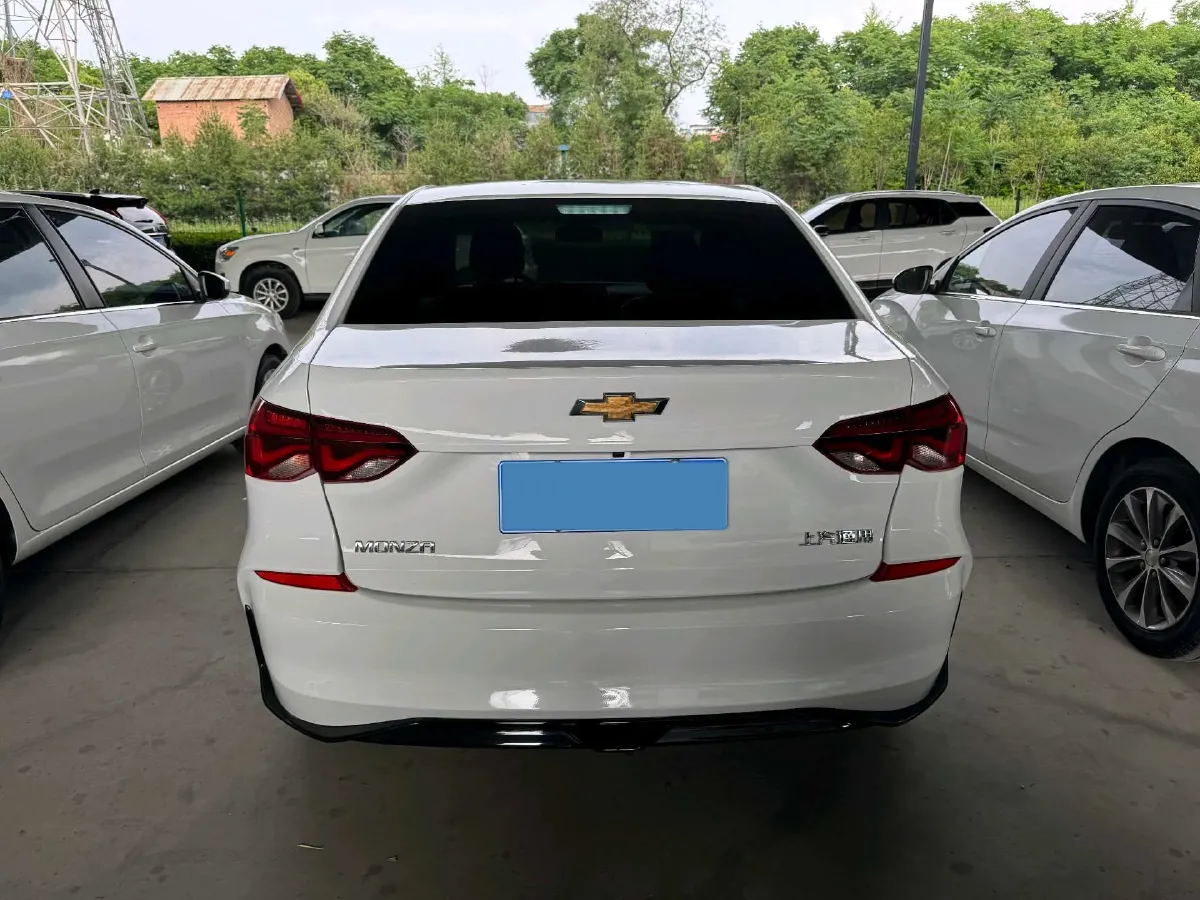 2023 Chevrolet Monza 1.5L 113HP L4 6DCT,autocango,china used car exporter,china ev exporter,chinese used car exporter,chinese used ev exporter