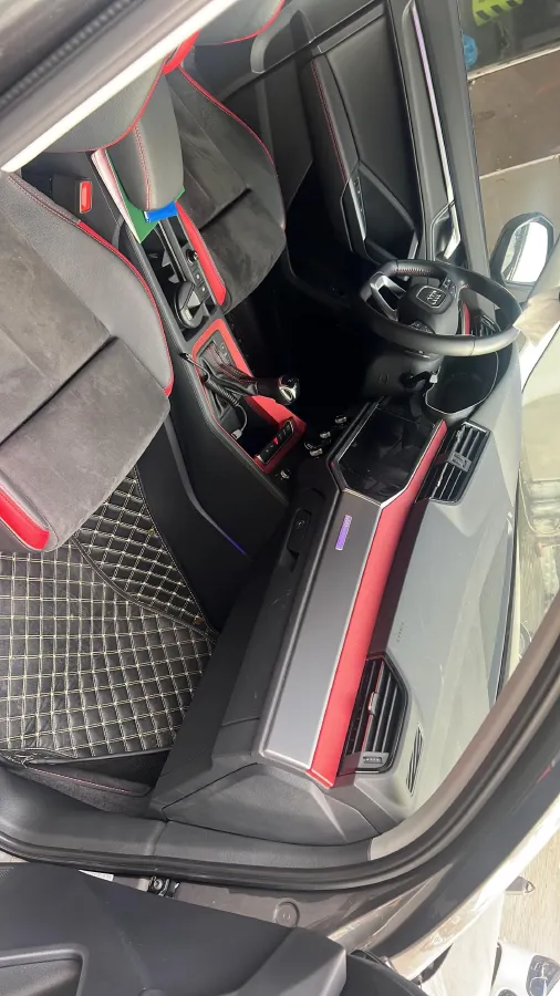 2020 Audi Q3 2.0T 186HP L4 7DCT,autocango,china used car exporter,china ev exporter,chinese used car exporter,chinese used ev exporter