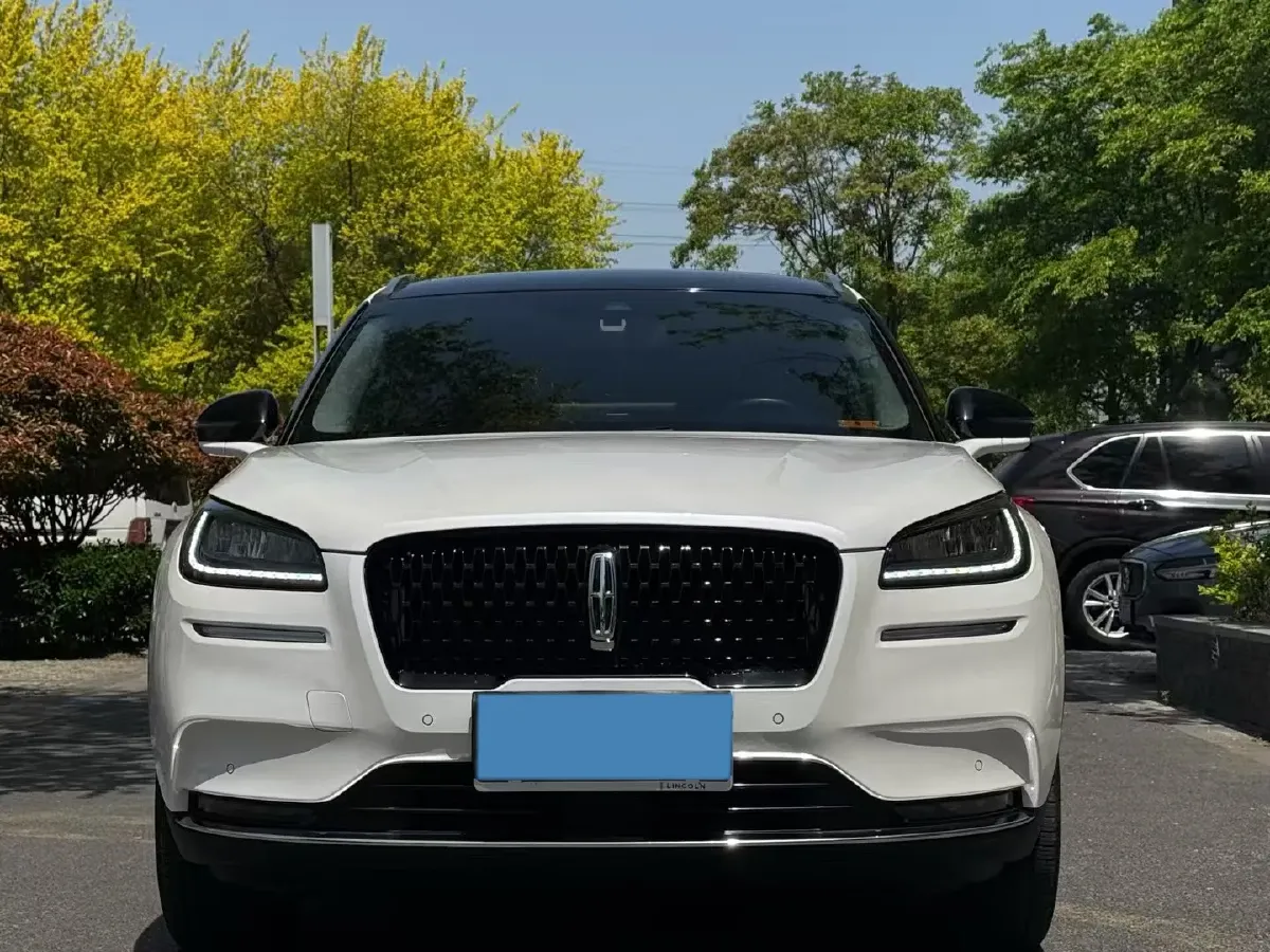 2022 Lincoln Corsair 2.0T 245HP L4 8AT,autocango,china used car exporter,china ev exporter,chinese used car exporter,chinese used ev exporter