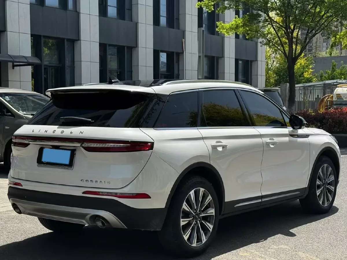 2022 Lincoln Corsair 2.0T 245HP L4 8AT,autocango,china used car exporter,china ev exporter,chinese used car exporter,chinese used ev exporter