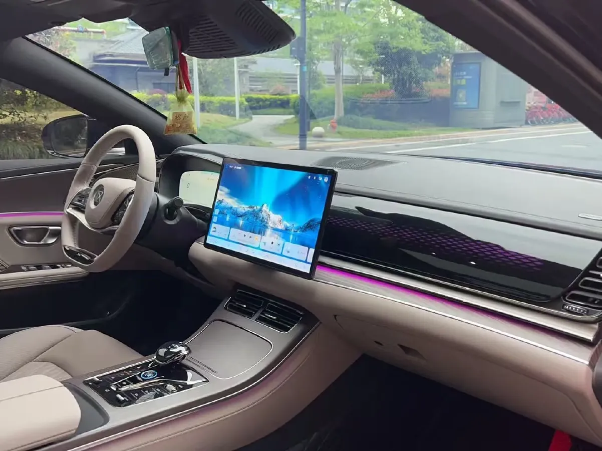 2024 BYD Han 1.5T 139HP L4 E-CVT PHEV 30.772KWH,autocango,china used car exporter,china ev exporter,chinese used car exporter,chinese used ev exporter