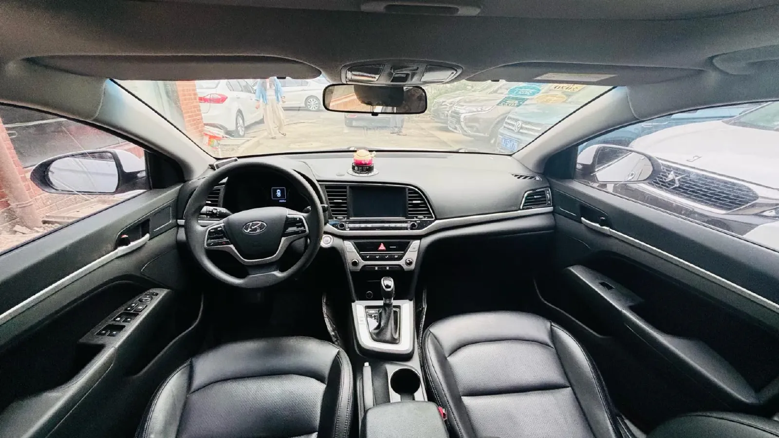 2016 Hyundai Elantra 1.6L 130HP L4 6AT,autocango,china used car exporter,china ev exporter,chinese used car exporter,chinese used ev exporter