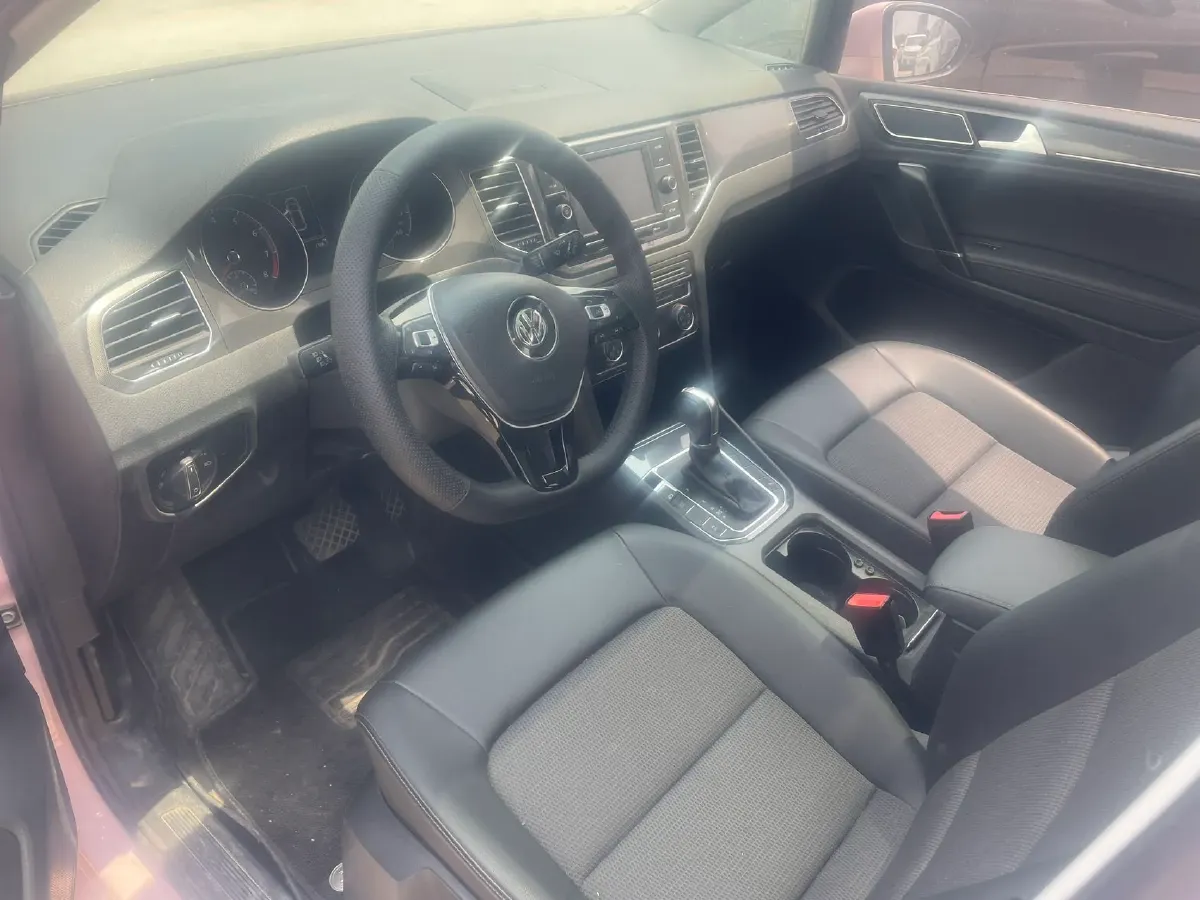 2018 Volkswagen Golf Sportsvan 1.4T 131HP L4 7DCT,autocango,china used car exporter,china ev exporter,chinese used car exporter,chinese used ev exporter