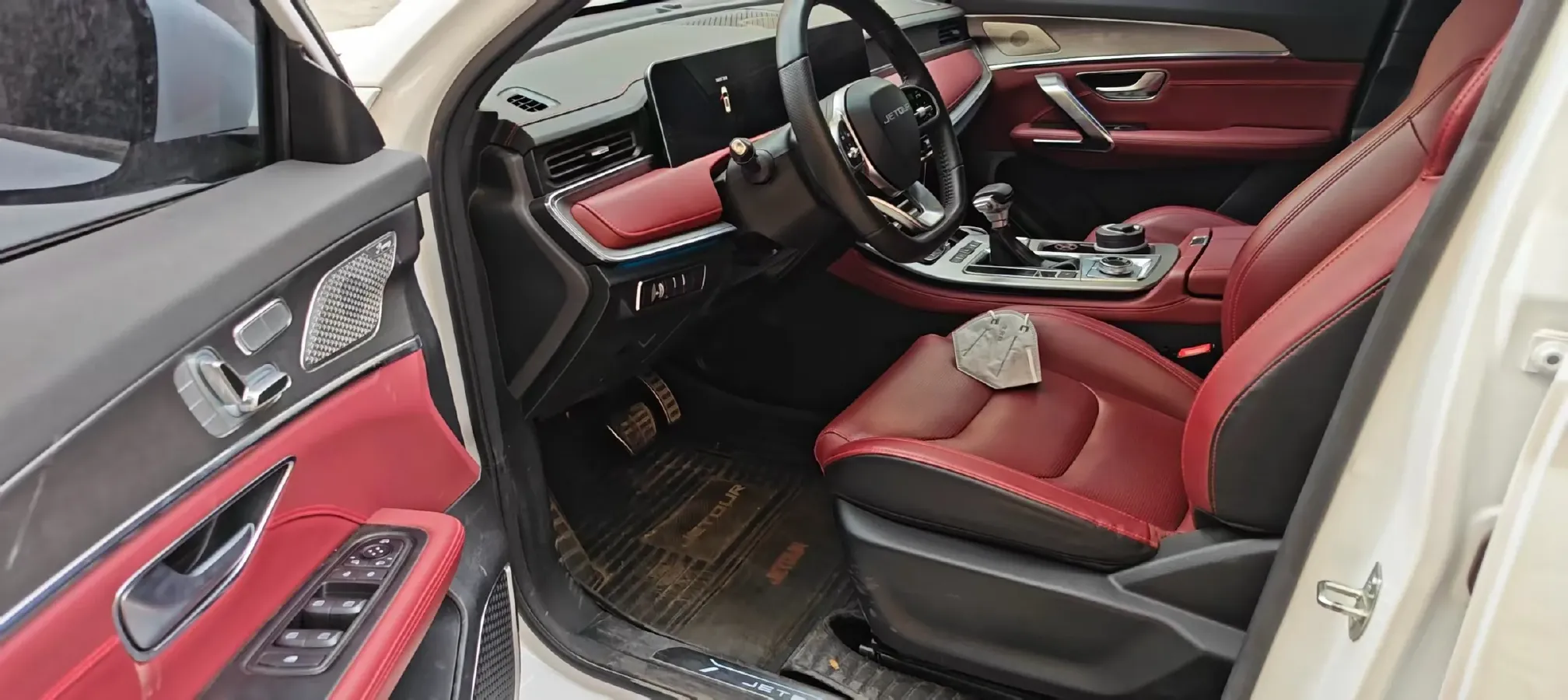 2021 Jetour X70 Plus 1.6T 197HP L4 7DCT,autocango,china used car exporter,china ev exporter,chinese used car exporter,chinese used ev exporter