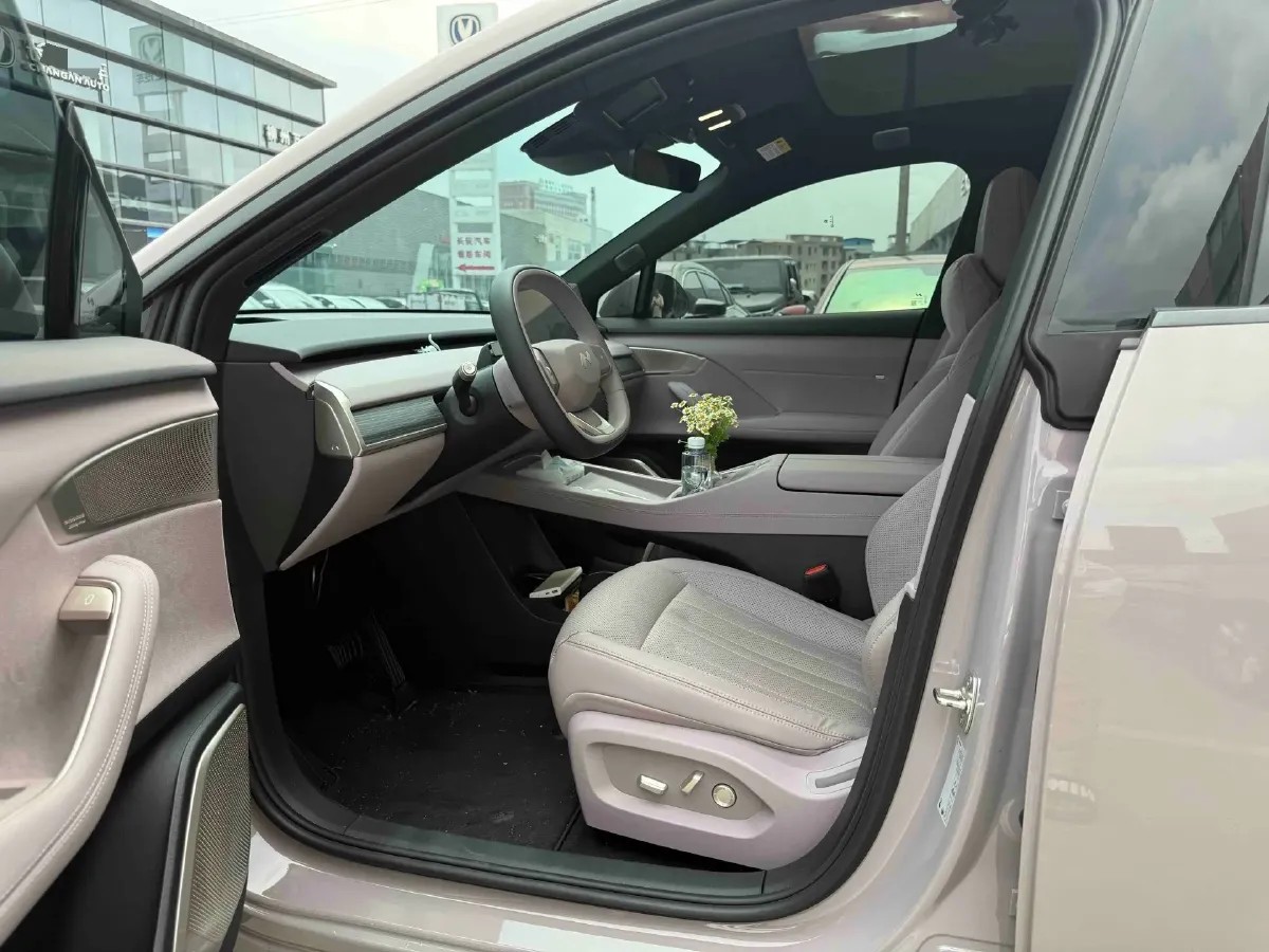 2025 ONVO L60 BEV,autocango,china used car exporter,china ev exporter,chinese used car exporter,chinese used ev exporter