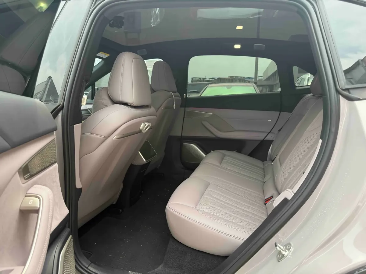 2025 ONVO L60 BEV,autocango,china used car exporter,china ev exporter,chinese used car exporter,chinese used ev exporter