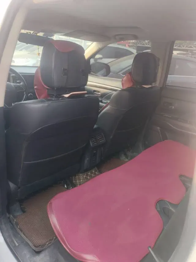 2020 Mitsubishi Outlander 2.0L 166HP L4 CVT,autocango,china used car exporter,china ev exporter,chinese used car exporter,chinese used ev exporter