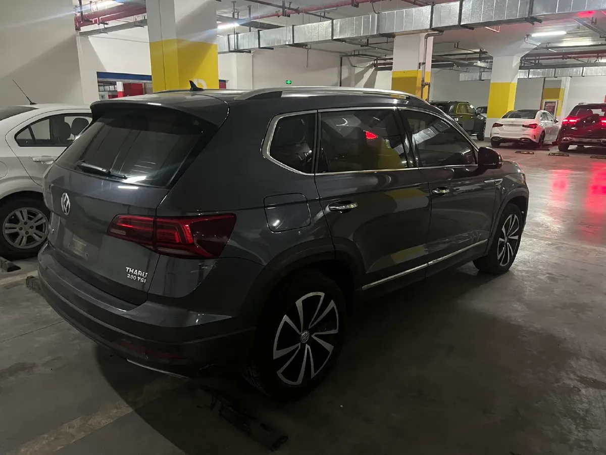 2019 MINI MINI 1.5T 102HP L3 7DCT,autocango,china used car exporter,china ev exporter,chinese used car exporter,chinese used ev exporter