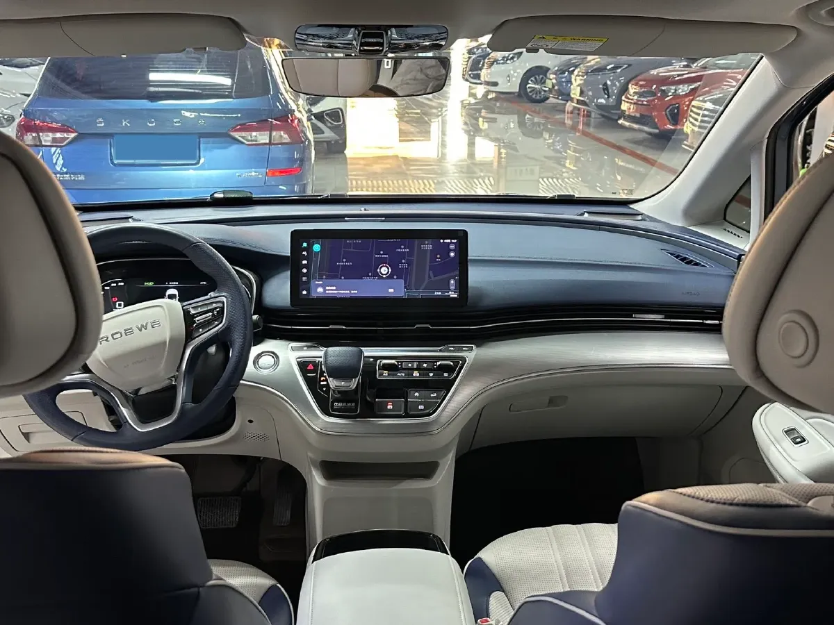 2022 Roewe iMAX8 2.0T 234HP L4 8AT,autocango,china used car exporter,china ev exporter,chinese used car exporter,chinese used ev exporter