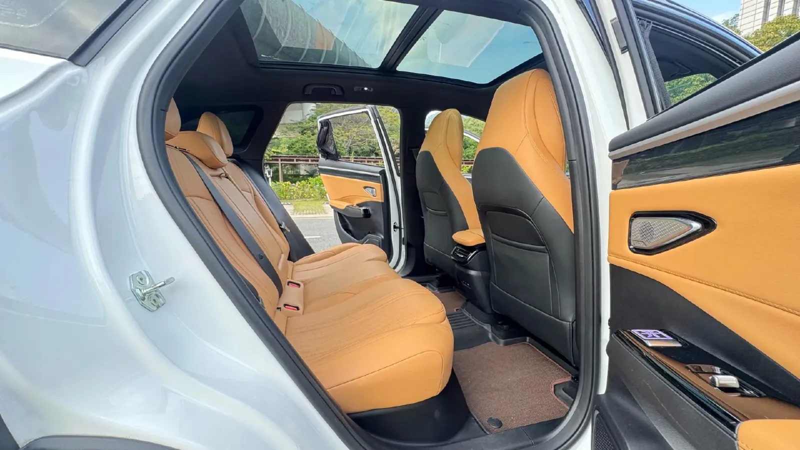 2023 Geely Galaxy L7 1.5T 163HP L4 3DHT PHEV 18.7KWH,autocango,china used car exporter,china ev exporter,chinese used car exporter,chinese used ev exporter