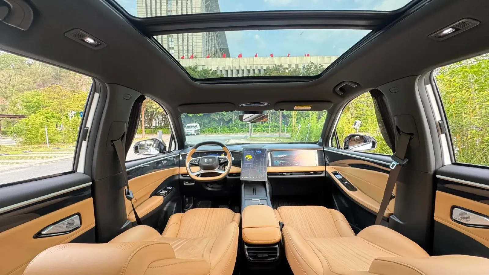 2023 Geely Galaxy L7 1.5T 163HP L4 3DHT PHEV 18.7KWH,autocango,china used car exporter,china ev exporter,chinese used car exporter,chinese used ev exporter