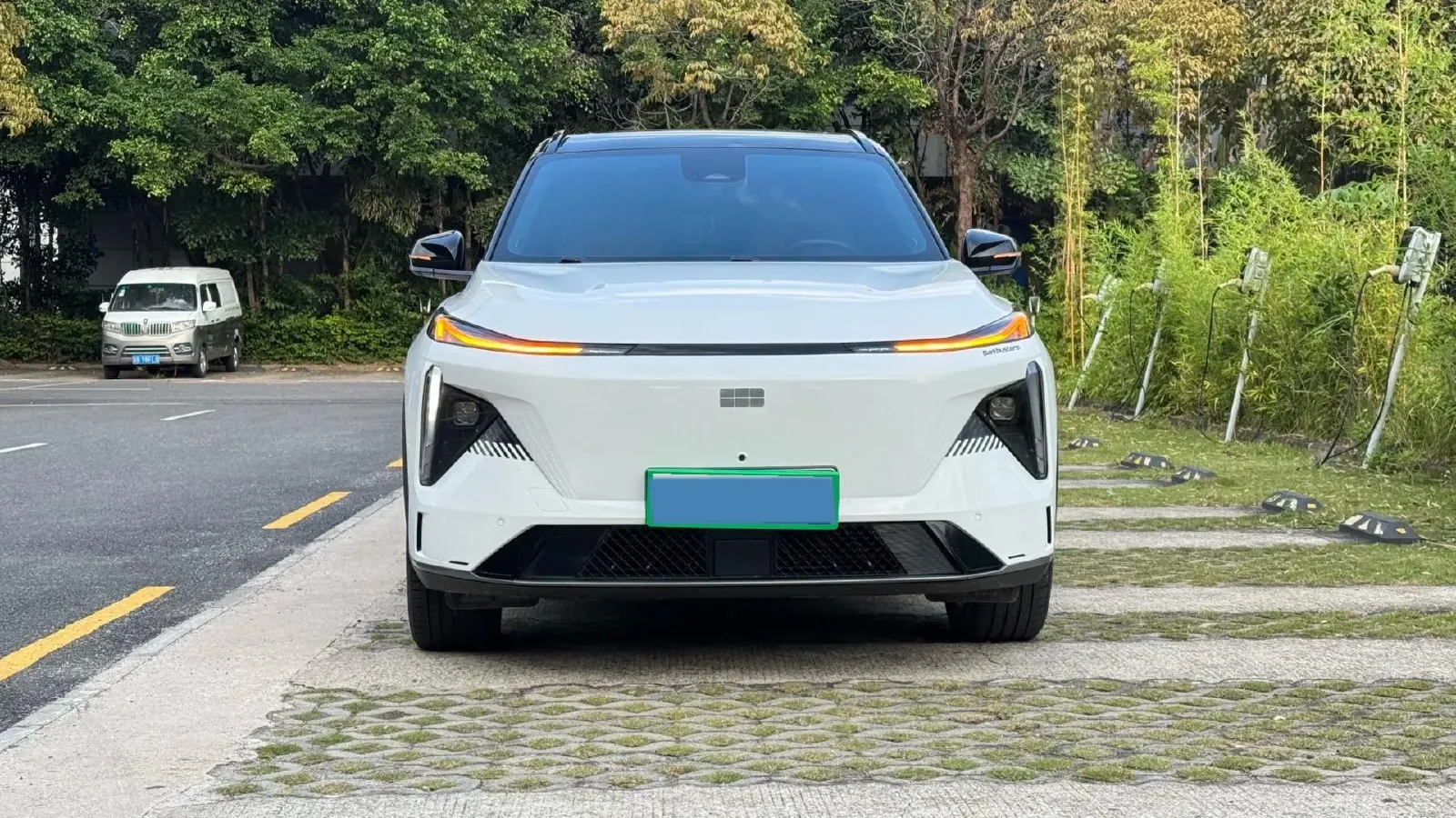 2023 Geely Galaxy L7 1.5T 163HP L4 3DHT PHEV 18.7KWH,autocango,china used car exporter,china ev exporter,chinese used car exporter,chinese used ev exporter