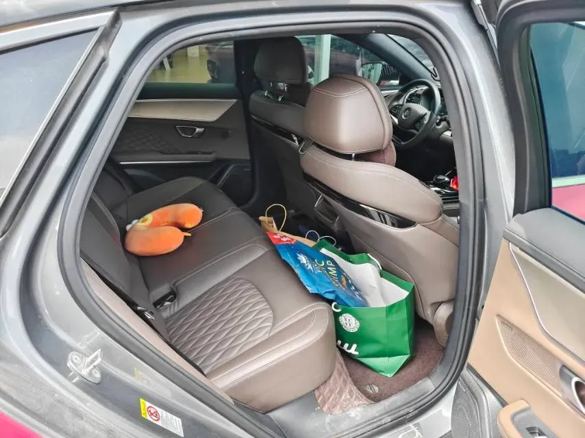 2023 BYD Han 1.5T 139HP L4 E-CVT PHEV 18.316KWH,autocango,china used car exporter,china ev exporter,chinese used car exporter,chinese used ev exporter