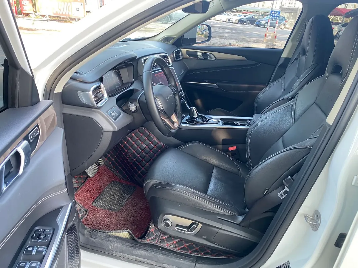 2019 Beijing BJ40 2.0T 218HP L4 6AT,autocango,china used car exporter,china ev exporter,chinese used car exporter,chinese used ev exporter