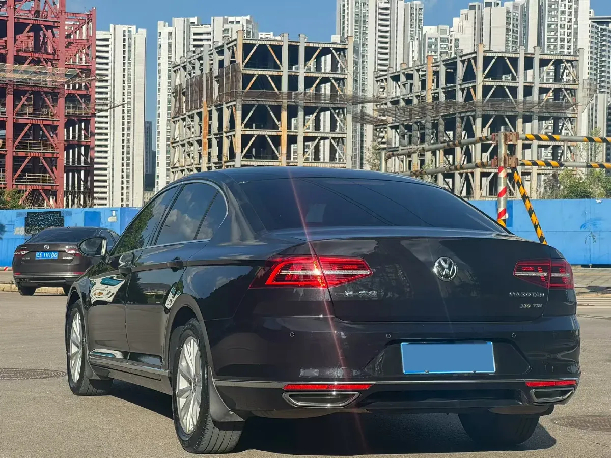 2019 Volkswagen Magotan 2.0T 186HP L4 7DCT,autocango,china used car exporter,china ev exporter,chinese used car exporter,chinese used ev exporter