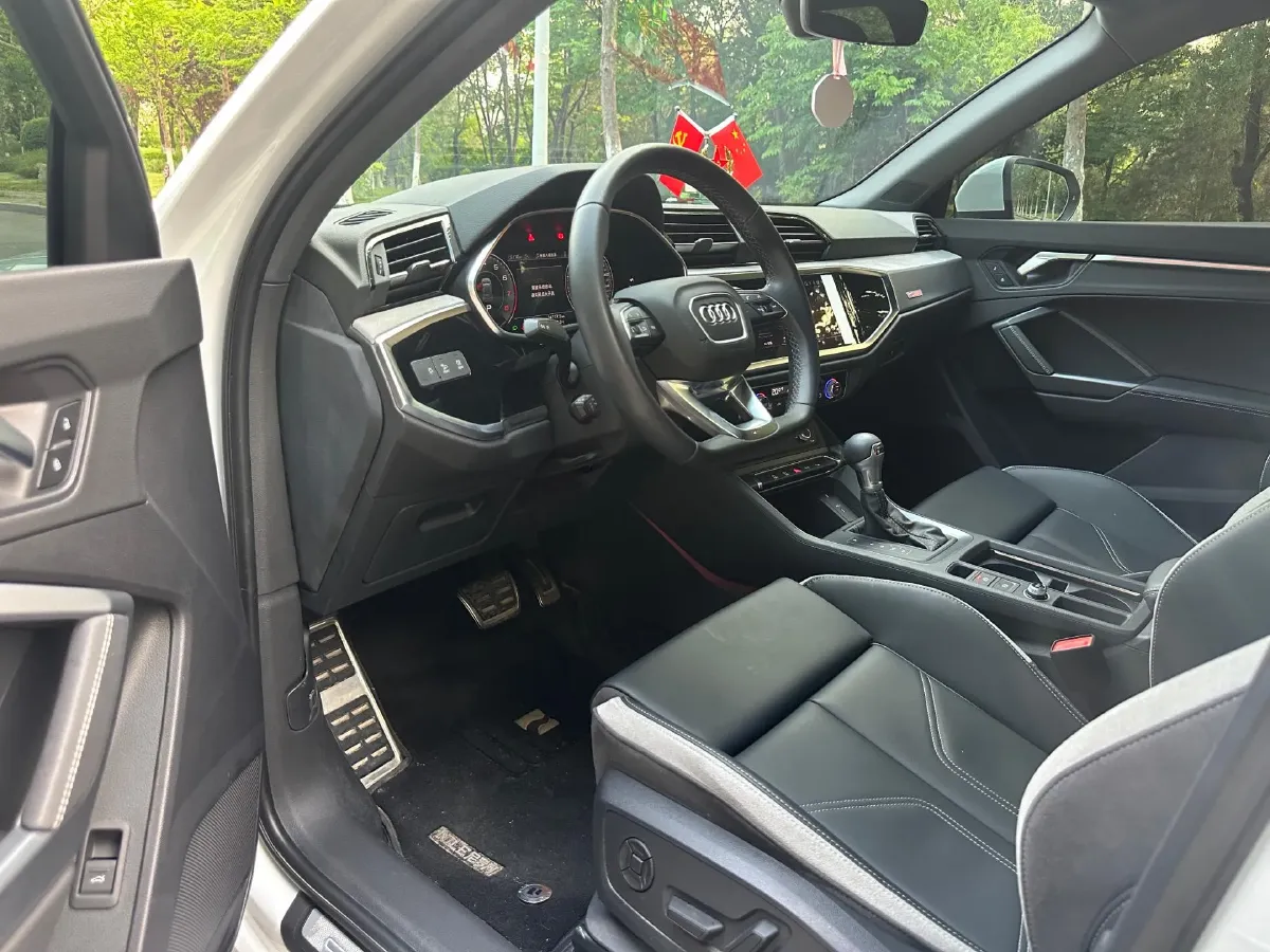 2024 Audi Q3 1.5T 160HP L4 7DCT,autocango,china used car exporter,china ev exporter,chinese used car exporter,chinese used ev exporter