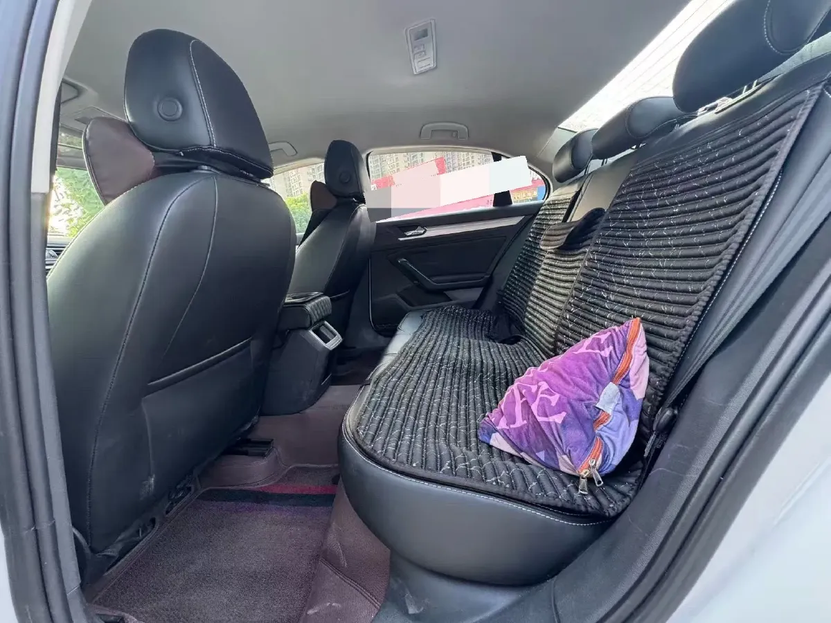 2019 Volkswagen T-Cross 1.4T 150HP L4 7DCT,autocango,china used car exporter,china ev exporter,chinese used car exporter,chinese used ev exporter