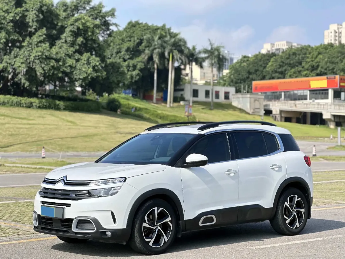 2017 Citroen C5 Aircross 1.6T 167HP L4 6AT,autocango,china used car exporter,china ev exporter,chinese used car exporter,chinese used ev exporter