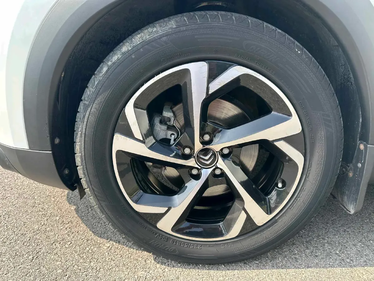 2017 Citroen C5 Aircross 1.6T 167HP L4 6AT,autocango,china used car exporter,china ev exporter,chinese used car exporter,chinese used ev exporter