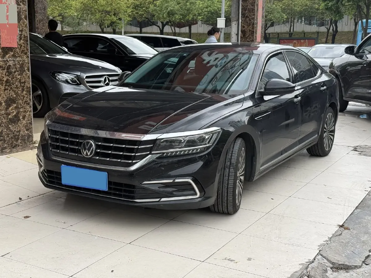 2021 Volkswagen Passat 2.0T 186HP L4 7DCT,autocango,china used car exporter,china ev exporter,chinese used car exporter,chinese used ev exporter