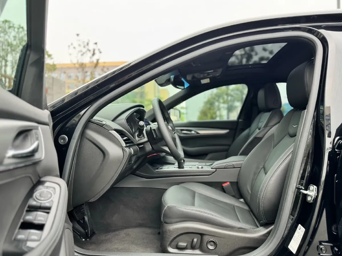 2022 Cadillac CT5 2.0T 237HP L4 10AT,autocango,china used car exporter,china ev exporter,chinese used car exporter,chinese used ev exporter