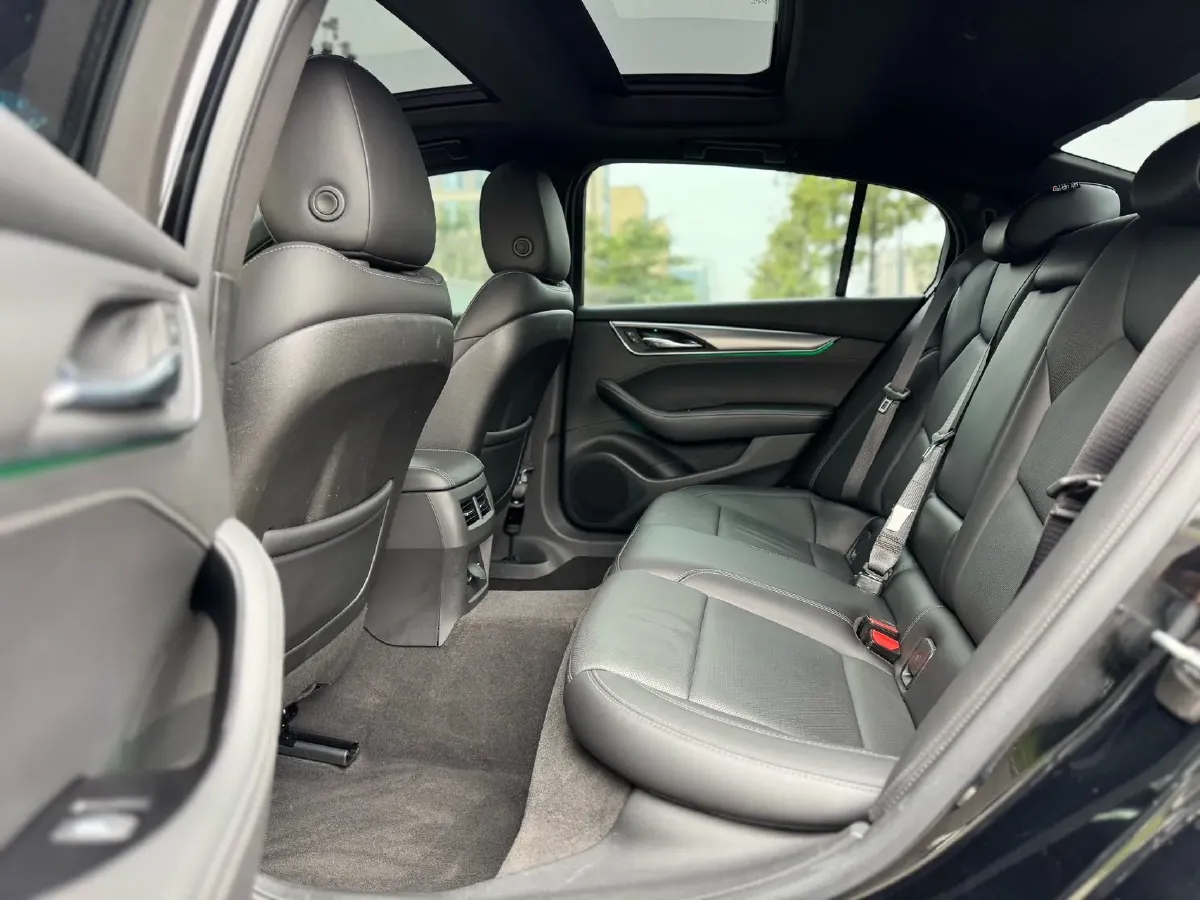 2022 Cadillac CT5 2.0T 237HP L4 10AT,autocango,china used car exporter,china ev exporter,chinese used car exporter,chinese used ev exporter
