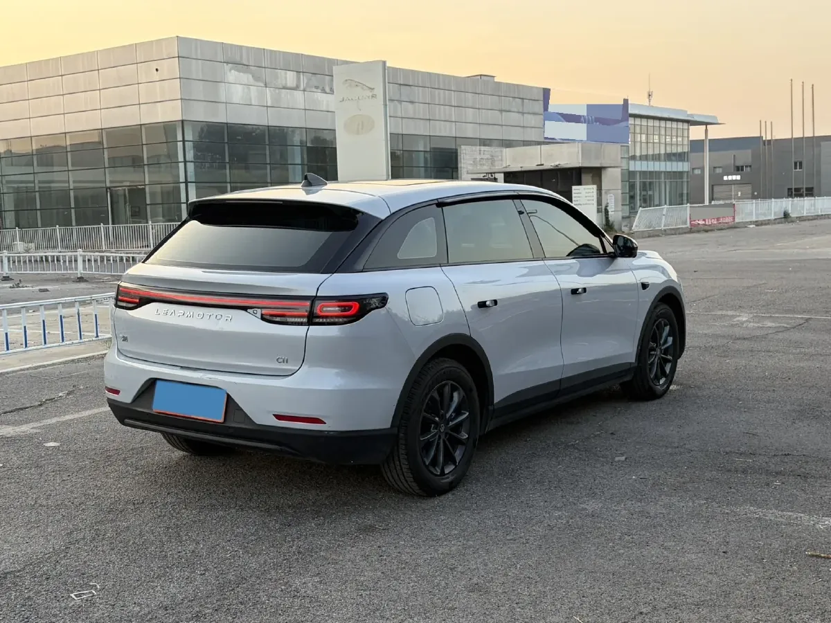 2023 Leapmotor C11 1.5L 95HP L4 REEV 43.74KWH,autocango,china used car exporter,china ev exporter,chinese used car exporter,chinese used ev exporter