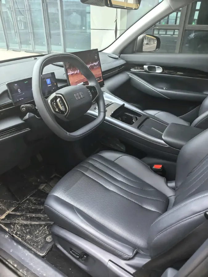 2024 Geely Emgrand L HiP 1.5T 181HP L4 3DHT PHEV 15.5KWH,autocango,china used car exporter,china ev exporter,chinese used car exporter,chinese used ev exporter