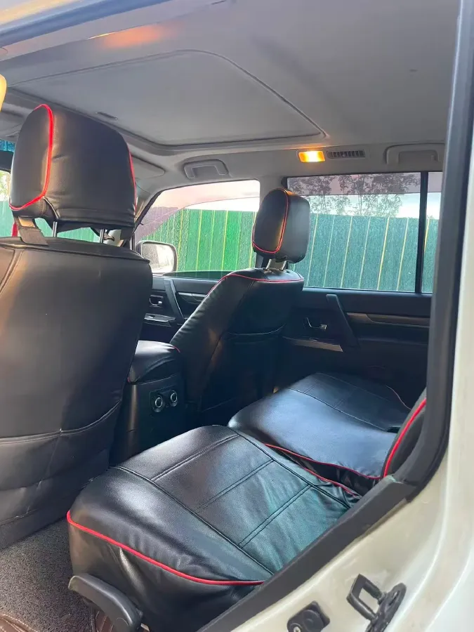 2016 Mitsubishi Pajero 3.0L 174HP V6 5AT,autocango,china used car exporter,china ev exporter,chinese used car exporter,chinese used ev exporter