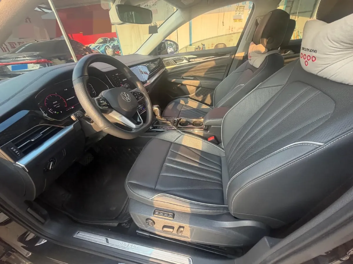2024 Volkswagen Passat 2.0T 220HP L4 7DCT,autocango,china used car exporter,china ev exporter,chinese used car exporter,chinese used ev exporter