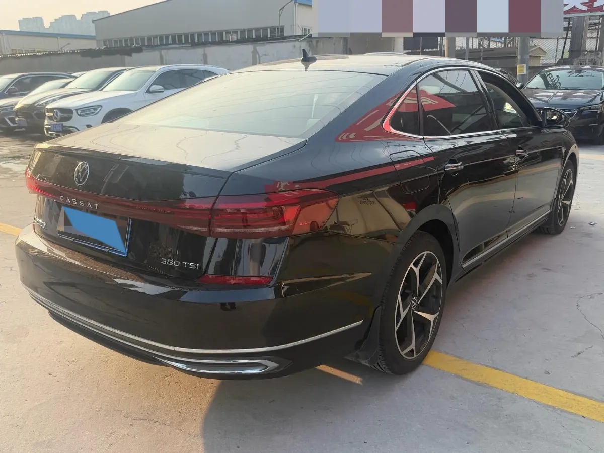 2024 Volkswagen Passat 2.0T 220HP L4 7DCT,autocango,china used car exporter,china ev exporter,chinese used car exporter,chinese used ev exporter