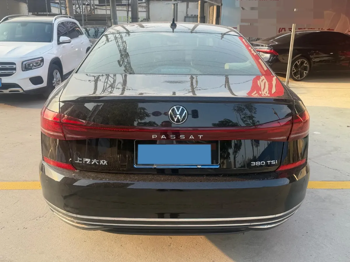 2024 Volkswagen Passat 2.0T 220HP L4 7DCT,autocango,china used car exporter,china ev exporter,chinese used car exporter,chinese used ev exporter