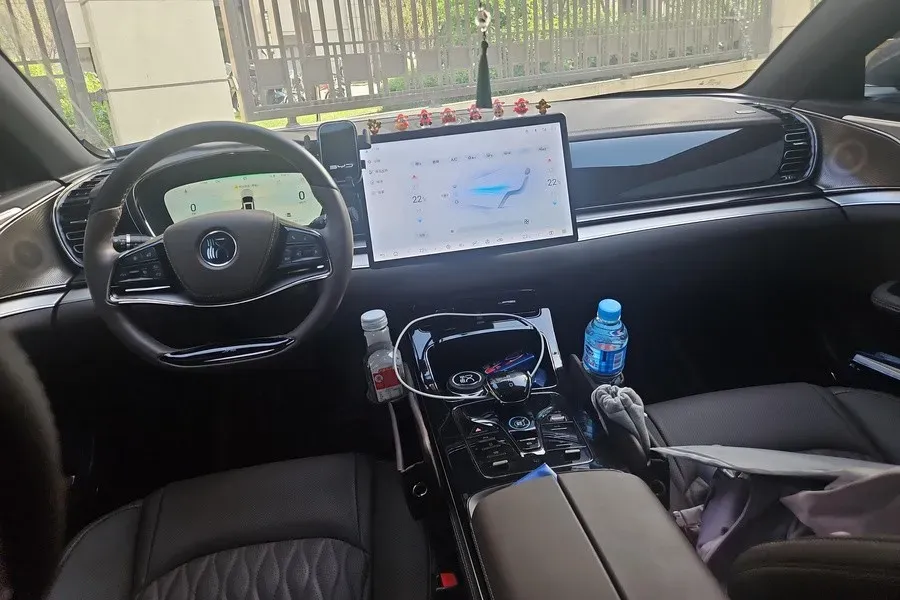 2024 BYD Han BEV 60.48KWH,autocango,china used car exporter,china ev exporter,chinese used car exporter,chinese used ev exporter