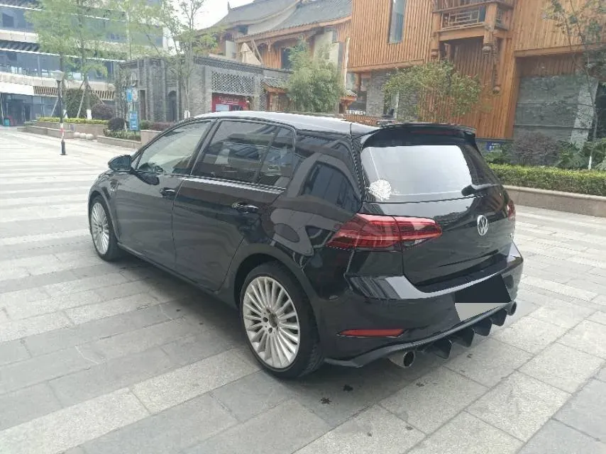2018 Volkswagen GolfGTI 2.0T 220HP L4 7DCT,autocango,china used car exporter,china ev exporter,chinese used car exporter,chinese used ev exporter