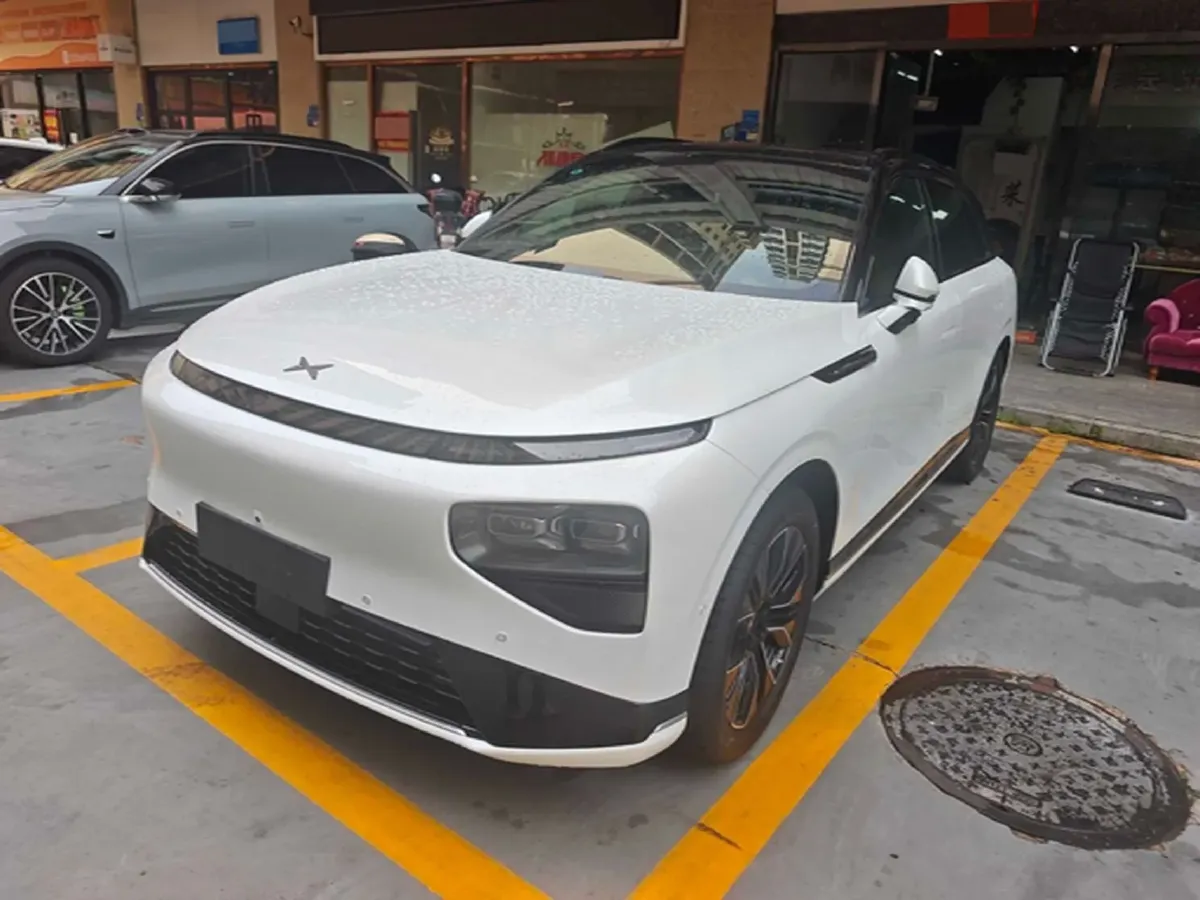 2025 Xpeng G9 BEV 79KWH,autocango,china used car exporter,china ev exporter,chinese used car exporter,chinese used ev exporter