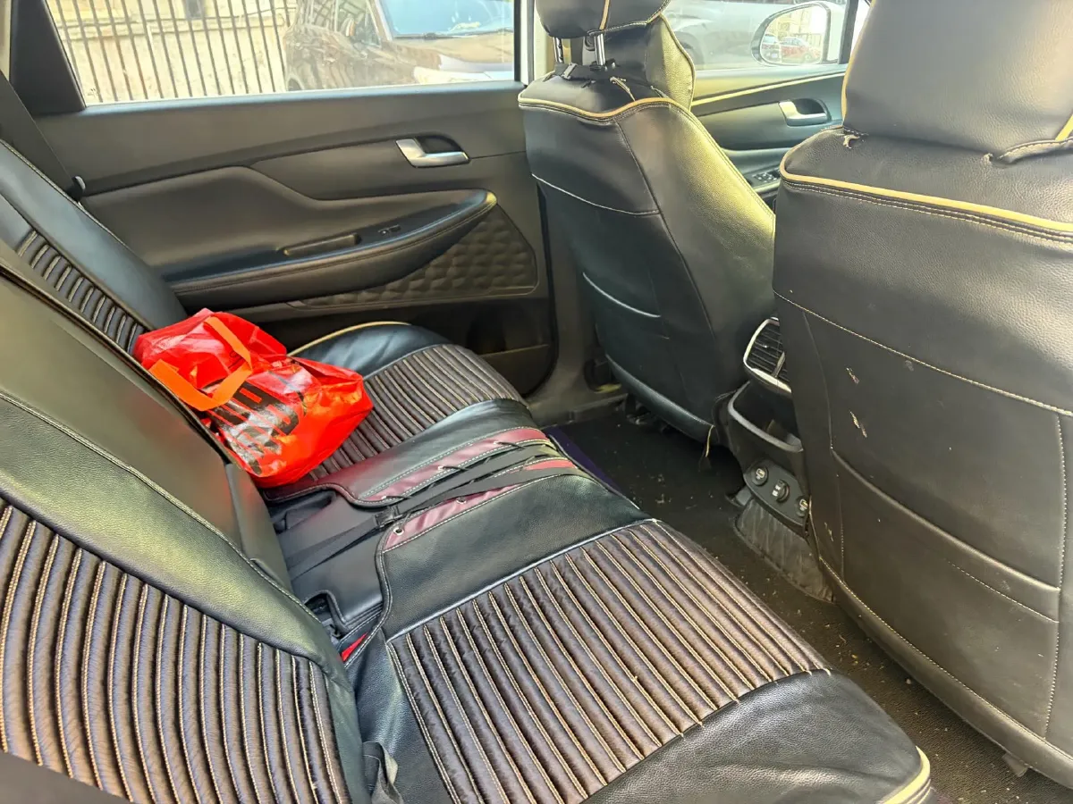 2021 Toyota RAV4 2.5L 178HP L4 E-CVT Hybrid,autocango,china used car exporter,china ev exporter,chinese used car exporter,chinese used ev exporter