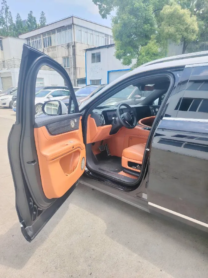 2024 AITO AITO M9 1.5T 152HP L4 REEV 42KWH,autocango,china used car exporter,china ev exporter,chinese used car exporter,chinese used ev exporter